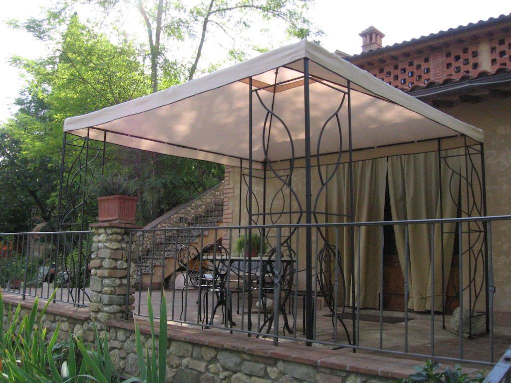 La Capanna Di Sovestro Hotel San Gimignano Kamer foto